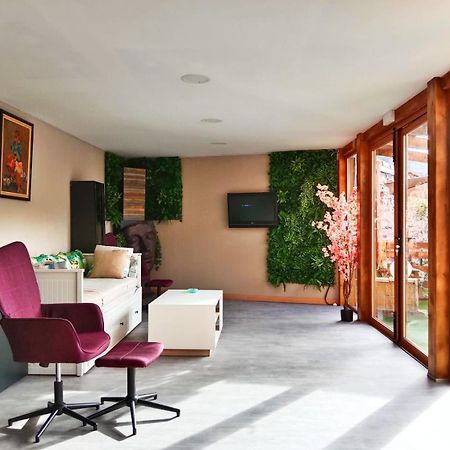Vila Casa Julian Cistierna Exteriér fotografie